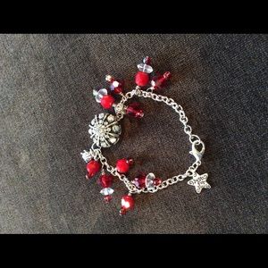 Boutique: Snap charm bracelet, hand made.